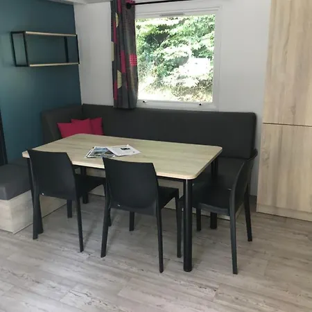 Camping Du Banel Hotel